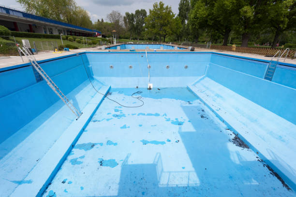 Best Commercial water damage restoration  in Golden Glades, FL